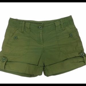 Ann Taylor Loft Olive Cargo Button Shorts Sz 2